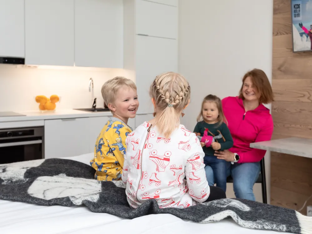 Perhehuone KIDE Hotellissa