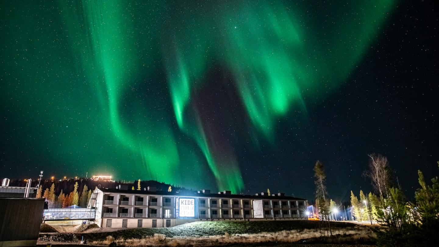 Kide Hotel and northern lights